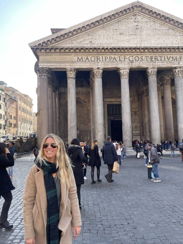 Jenn in front of the Pantheon in Rome
